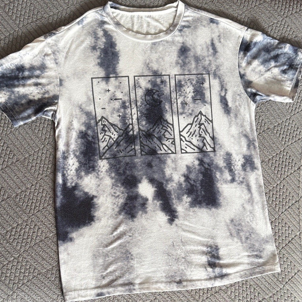 Men's Tie-Dye Graphic T-Shirt